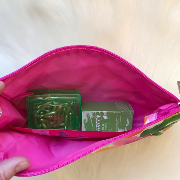 Skin Beauty Bundle in a bag! - Picture 4 of 9